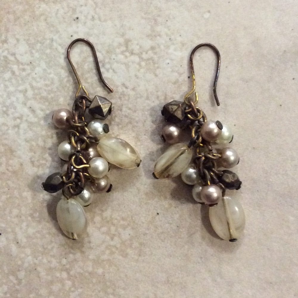 Women’s Fashion Earrings, 5 Pierced Earring Sets. Multiple Styles - Picture 5 of 7